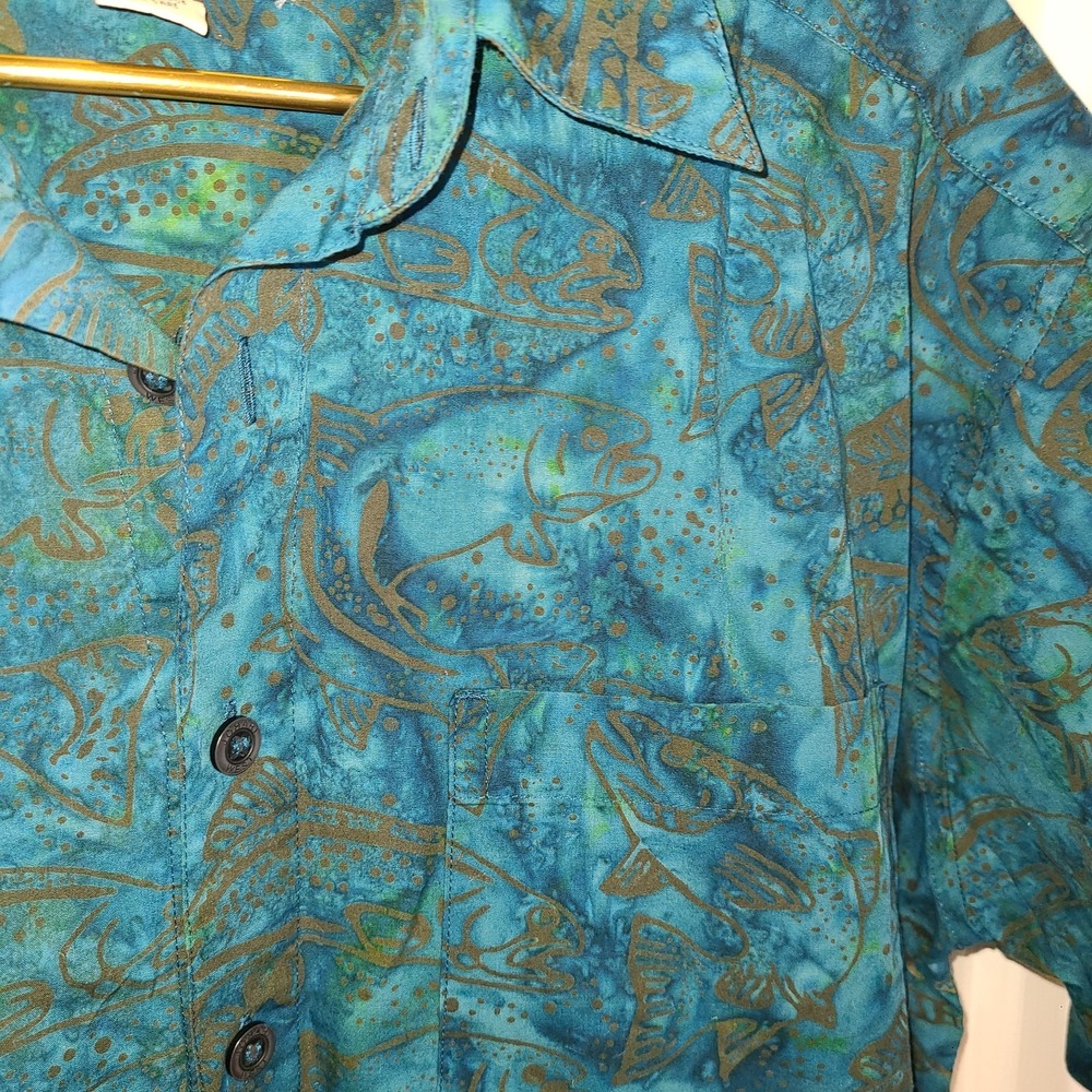 Johari West Men's Button Down Shirt Batik Fish Print Blue Tan L 100% Cotton